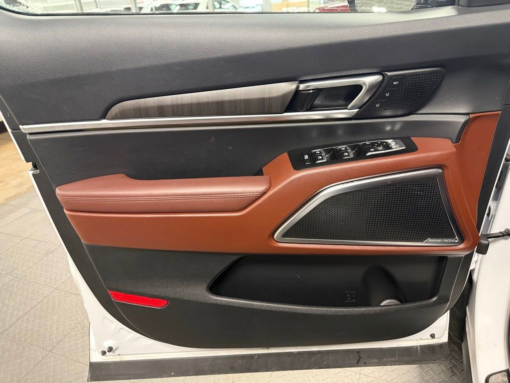 Used 2024 Kia Telluride SX Prestige image 8