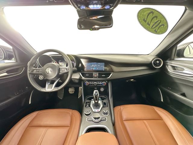 Used 2022 Alfa Romeo Giulia Ti AWD/4WD image 10