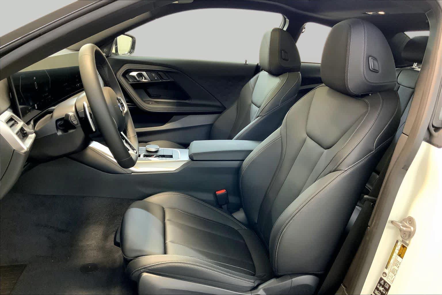 New 2026 BMW 230i xDrive Coupe w/ M Sport Package AWD/4WD image 9