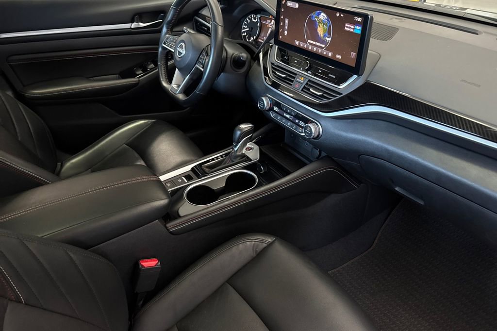 Used 2023 Nissan Altima 2.0 SR image 15