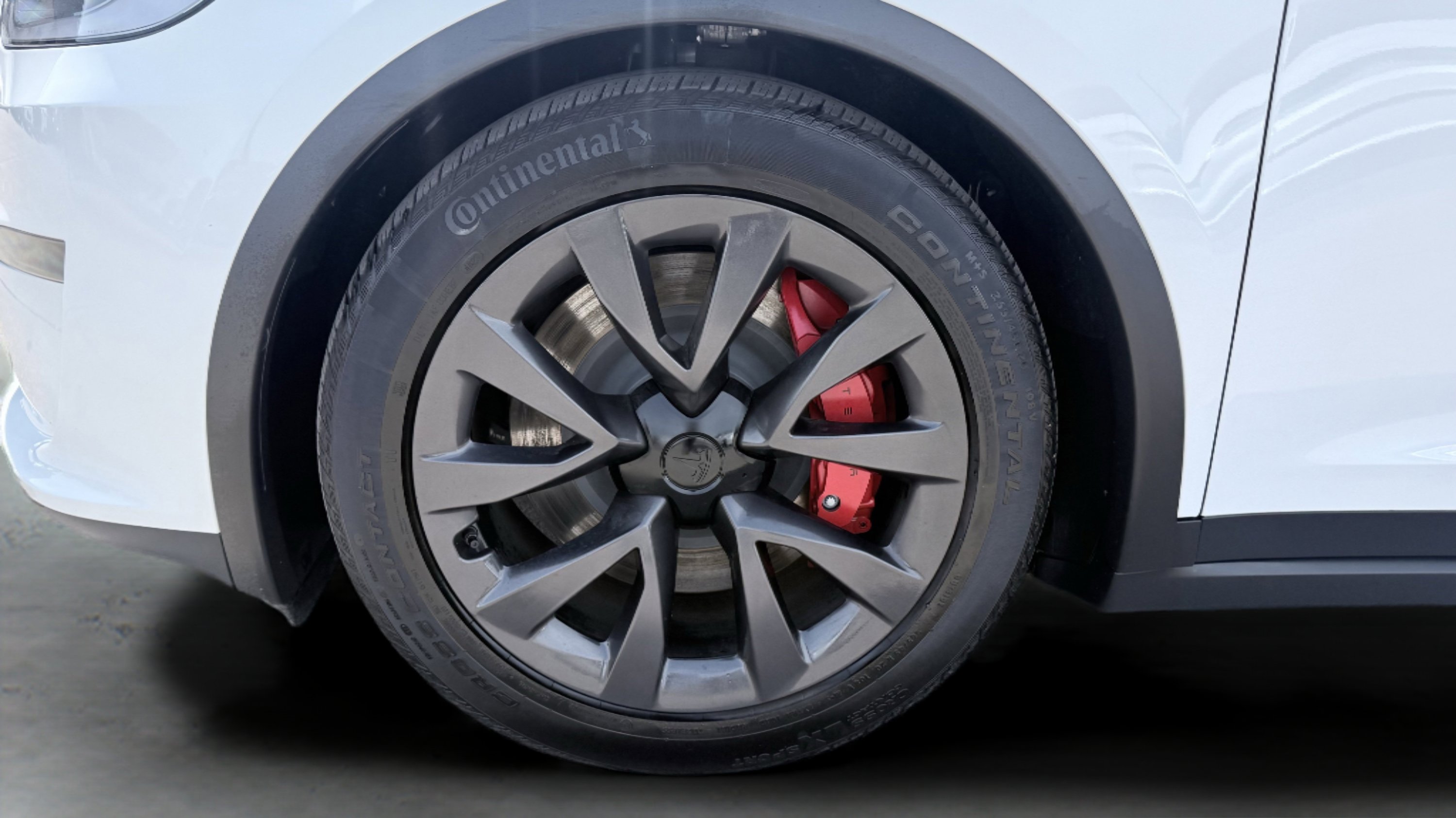 Used 2024 Tesla Model X Plaid image 21