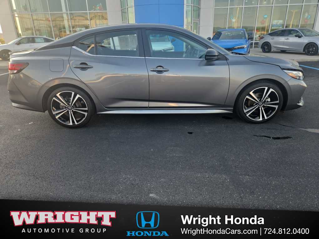 Used 2021 Nissan Sentra SR FWD image 1