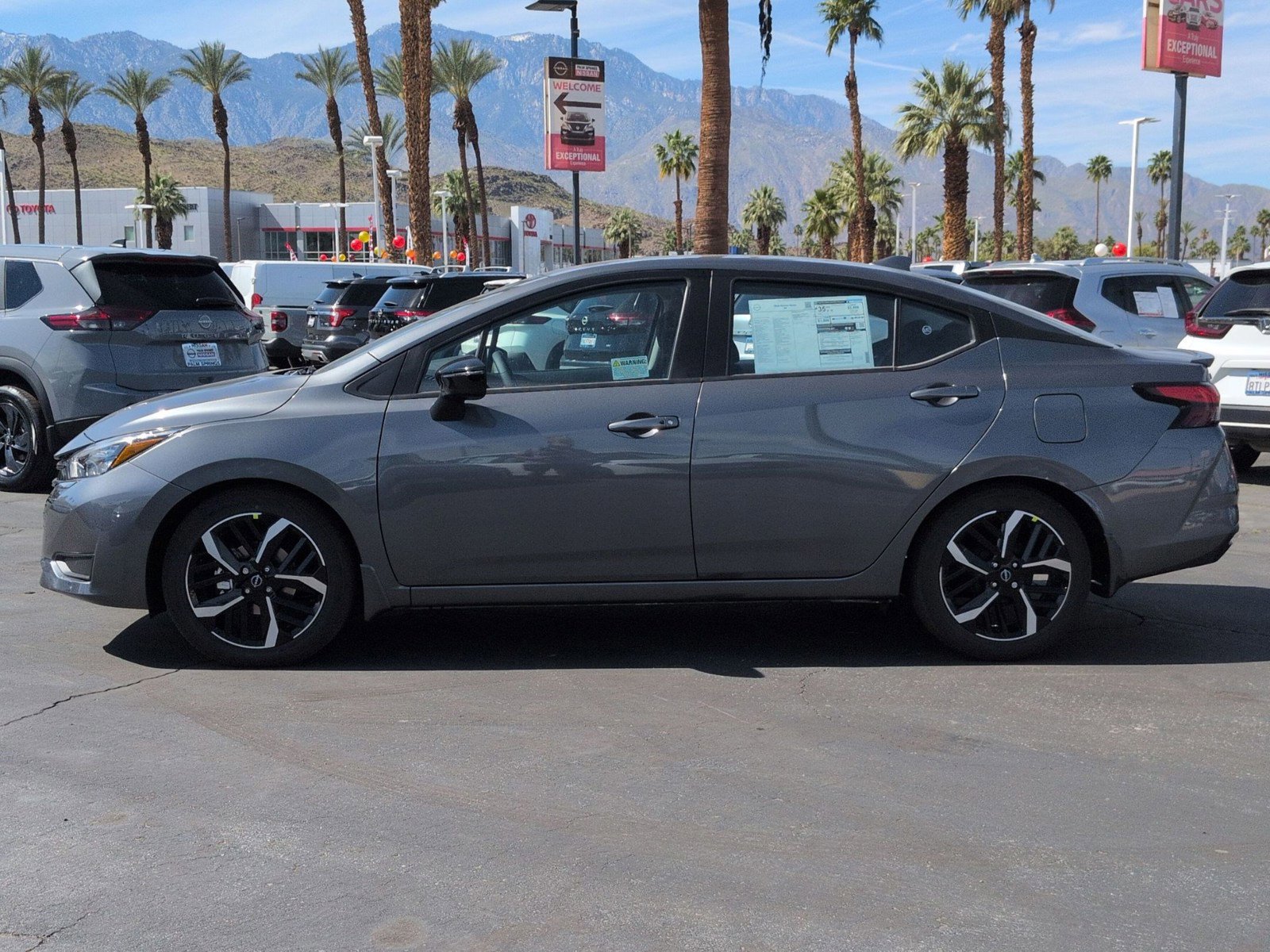 New 2025 Nissan Versa SR w/ Trunk Package image 3