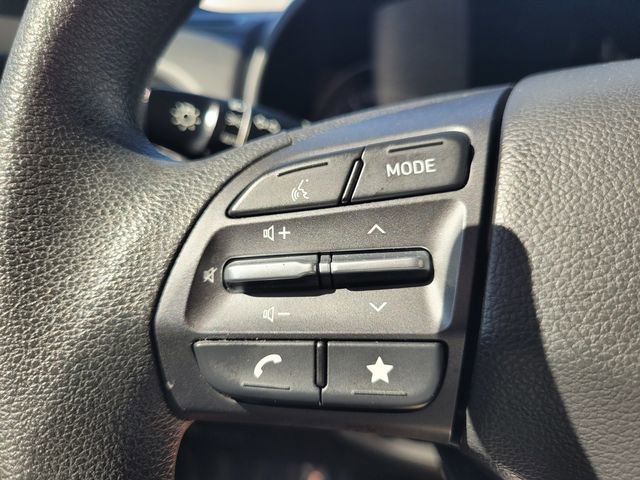 Used 2023 Hyundai Kona SEL w/ Cargo Package AWD/4WD image 28