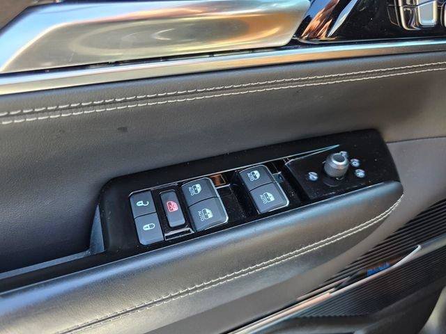 Used 2022 Jeep Grand Wagoneer Series I AWD/4WD image 34