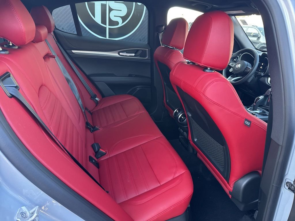 New 2026 Alfa Romeo Stelvio Sprint image 18