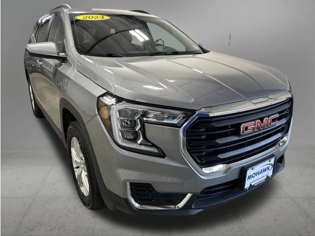 Used 2024 GMC Terrain SLE AWD/4WD image 8