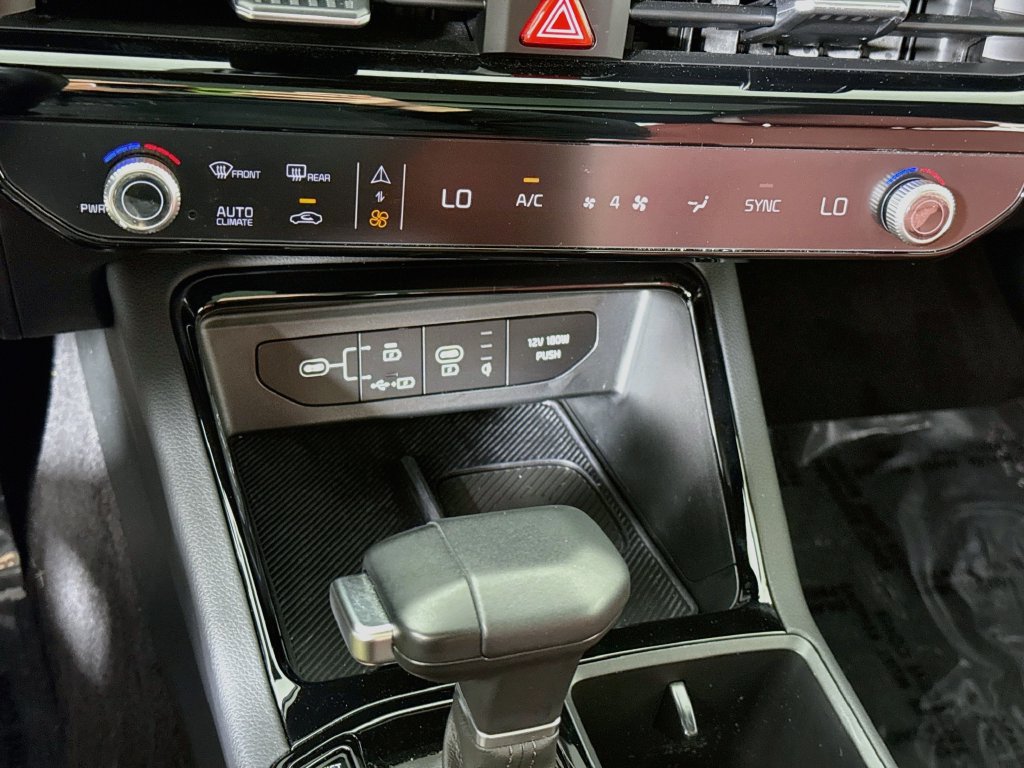 Certified 2025 Kia K5 GT-Line w/ GT-Line Premium Package FWD image 10