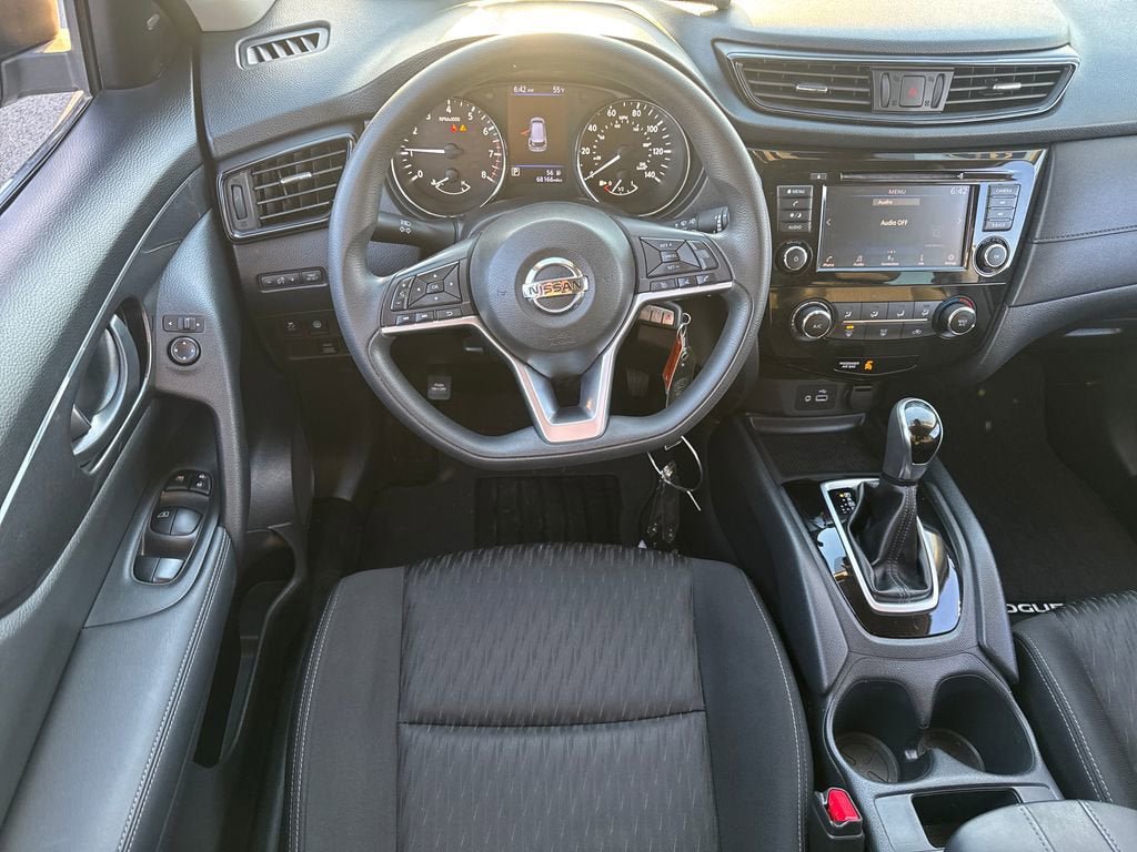 Used 2019 Nissan Rogue S AWD/4WD image 15