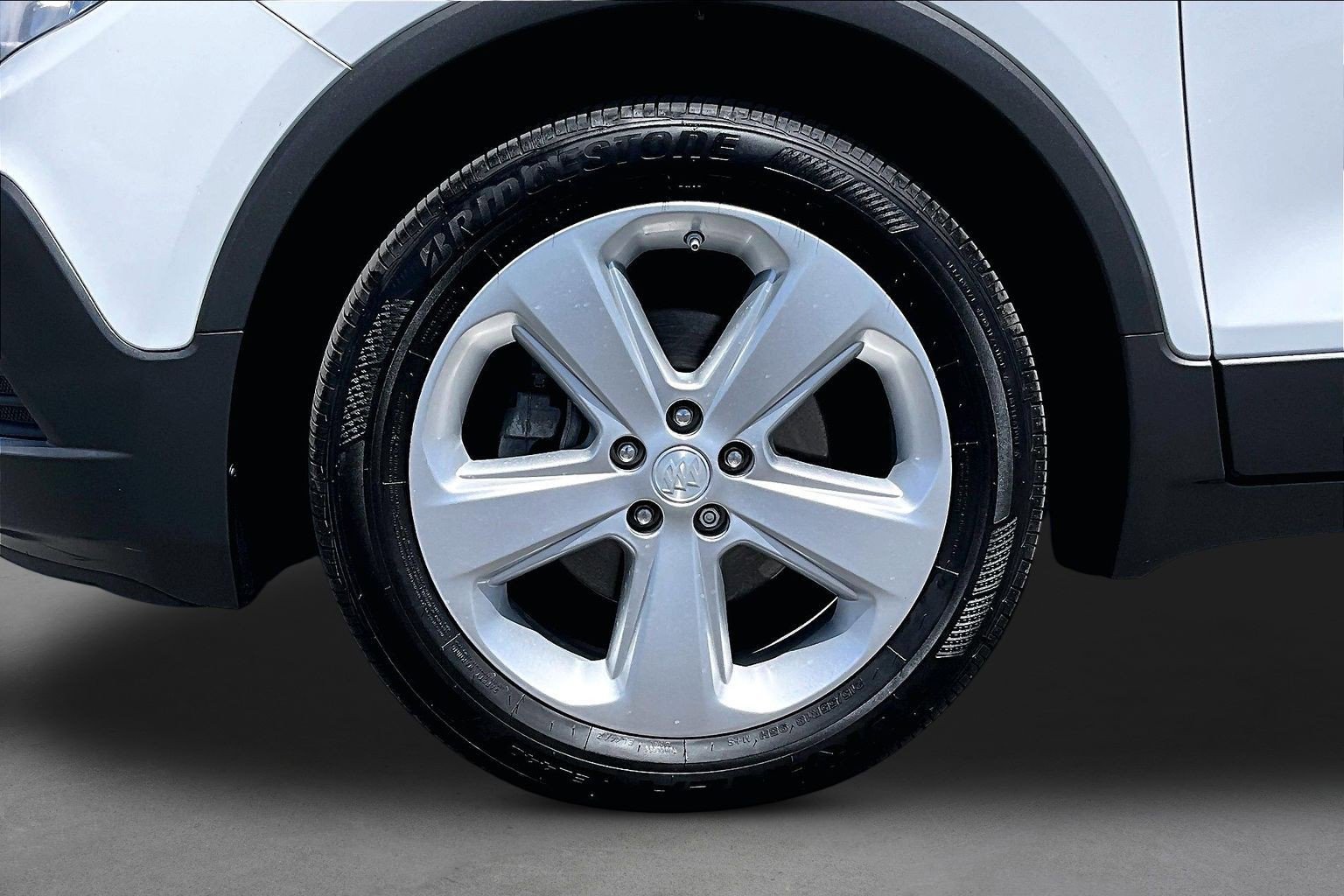 Used 2016 Buick Encore FWD image 8