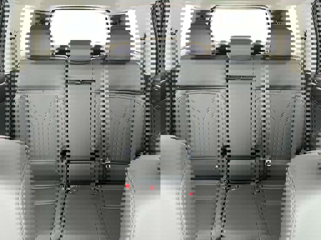 New 2025 Hyundai Santa Fe SEL image 16