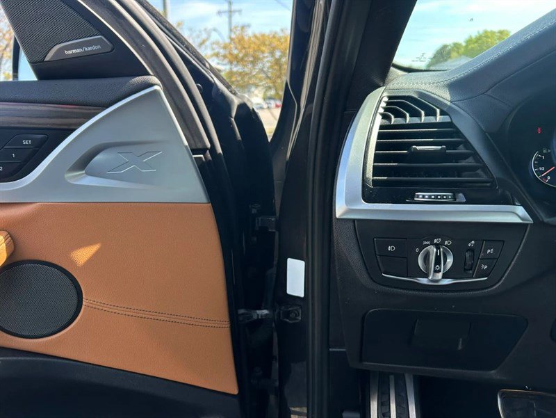 Used 2019 BMW X4 M40i AWD/4WD image 17