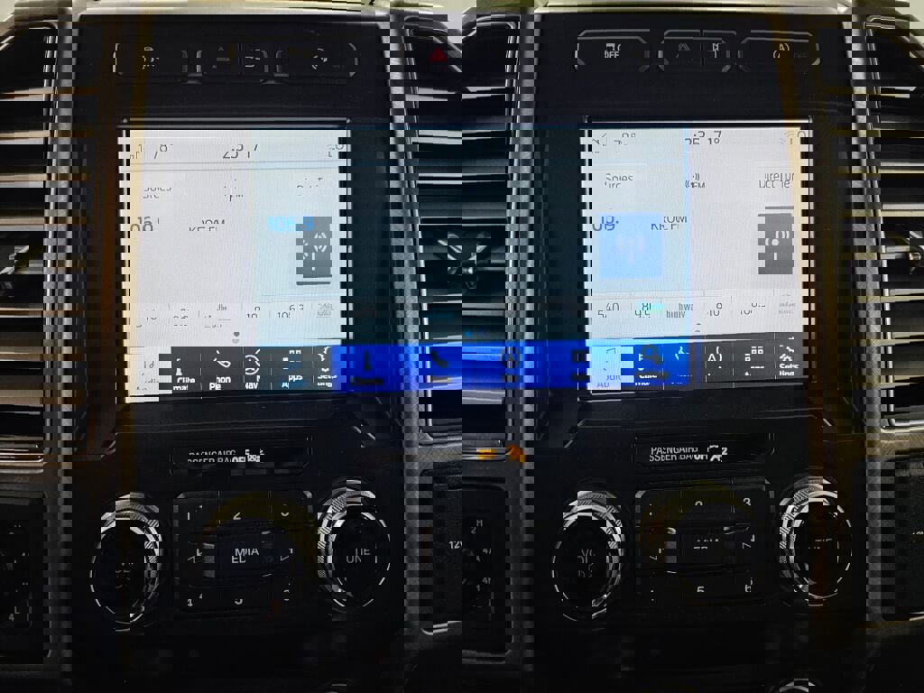 Used 2019 Ford F150 Limited w/ Trailer Tow Package image 16