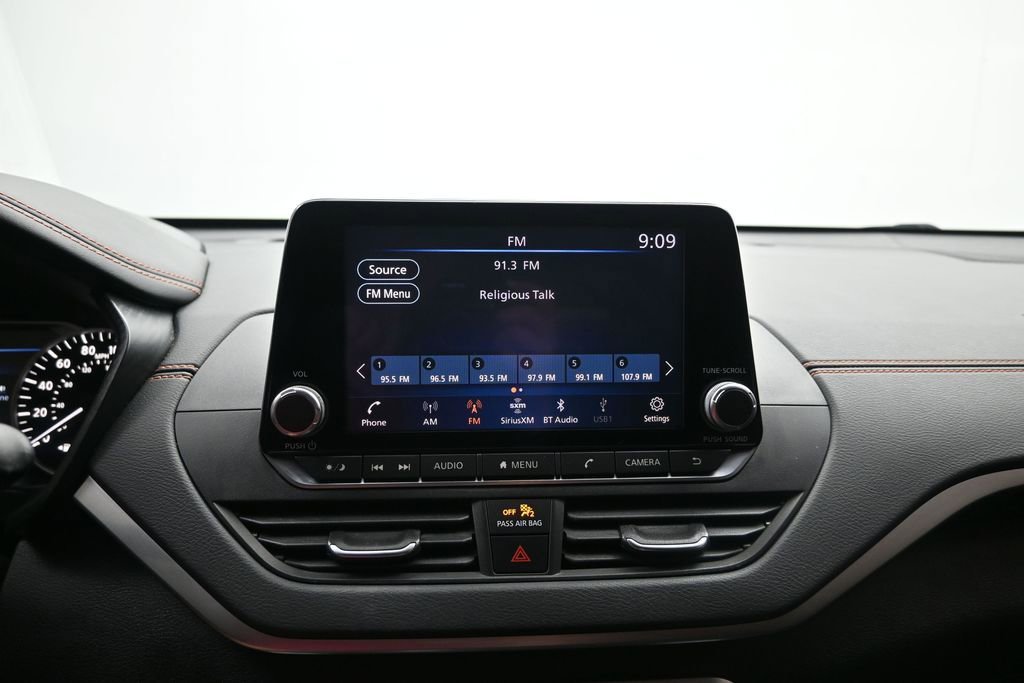 Certified 2021 Nissan Altima 2.0 SR FWD image 15