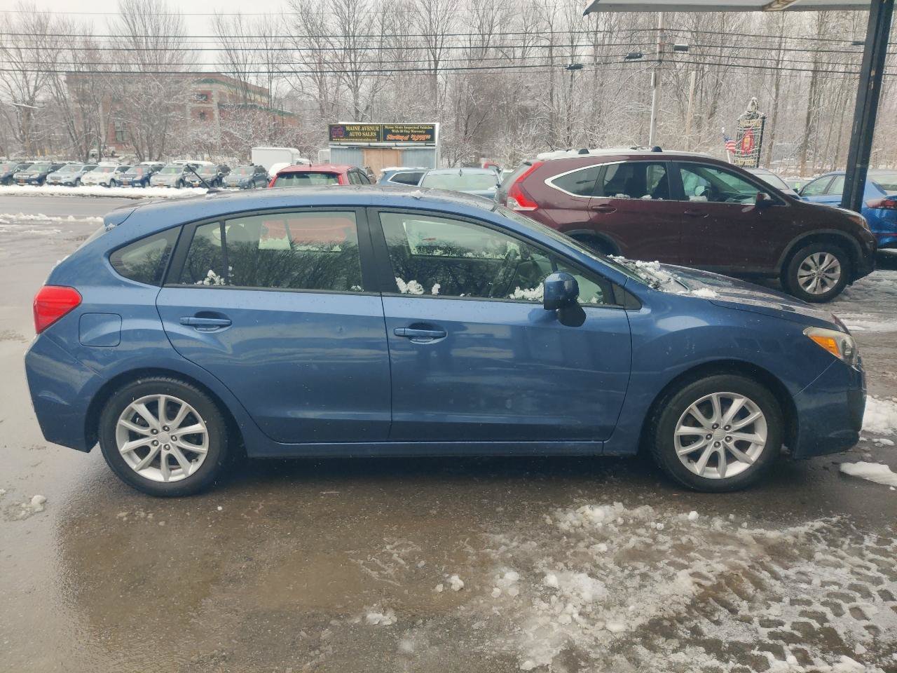 Used 2012 Subaru Impreza 2.0i Premium AWD/4WD image 7