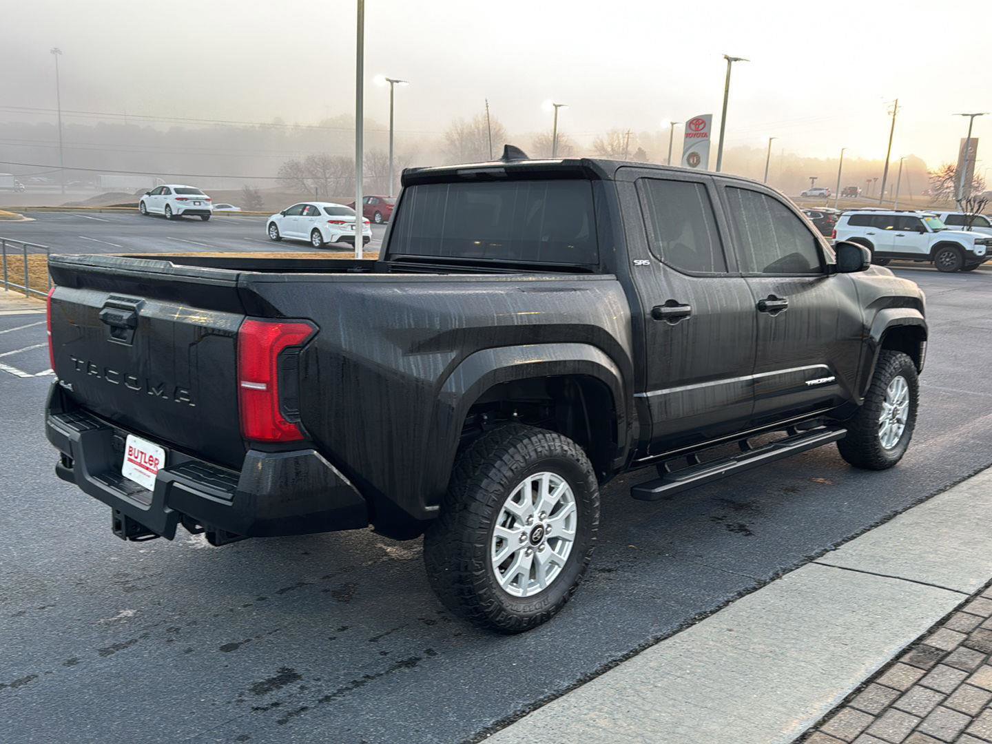 Certified 2024 Toyota Tacoma SR5 image 5