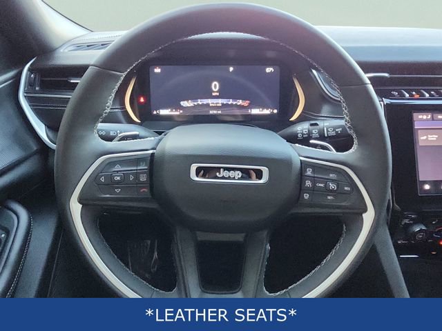 Used 2024 Jeep Grand Cherokee Altitude image 9