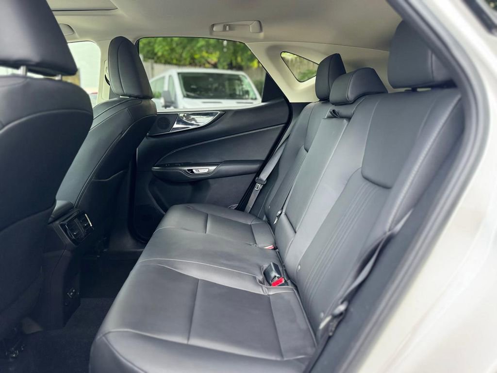 Used 2022 Lexus NX 350 AWD image 25