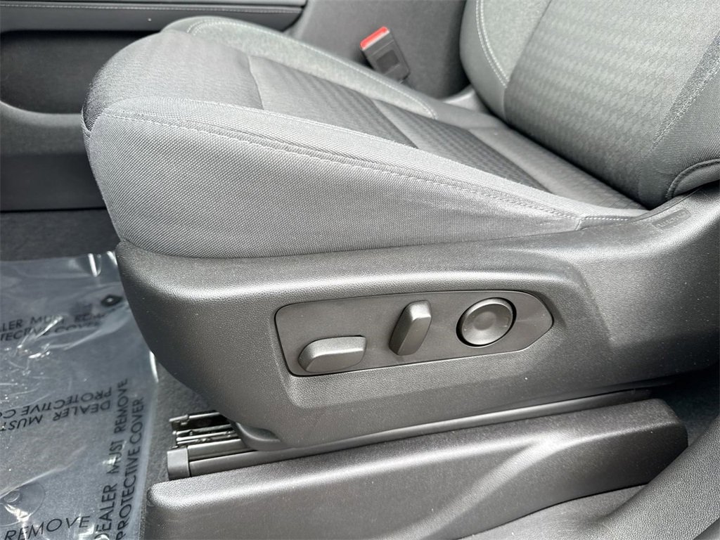 Used 2023 Chevrolet Suburban LS w/ Driver Alert Package image 12