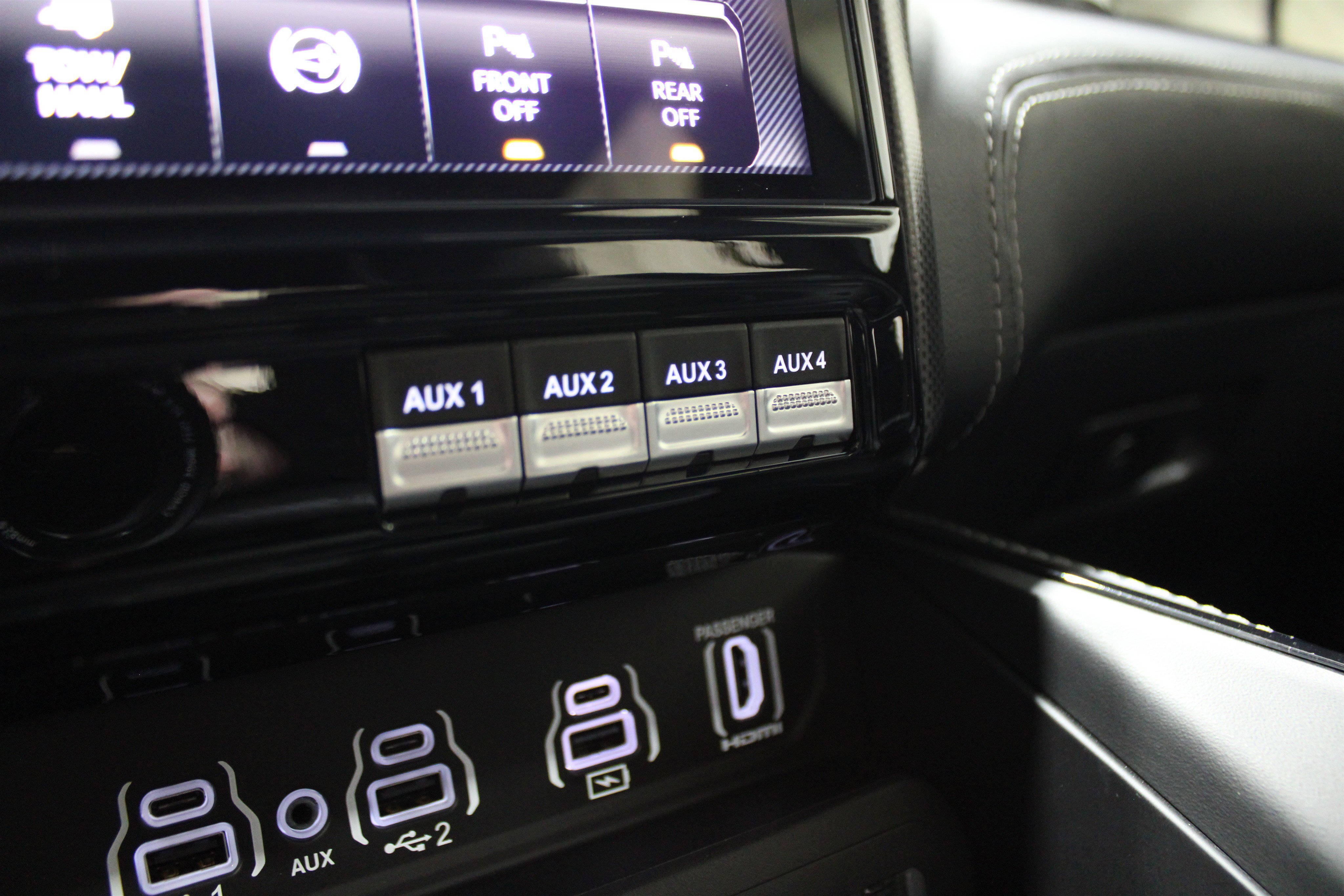 Used 2025 RAM 2500 Limited image 21