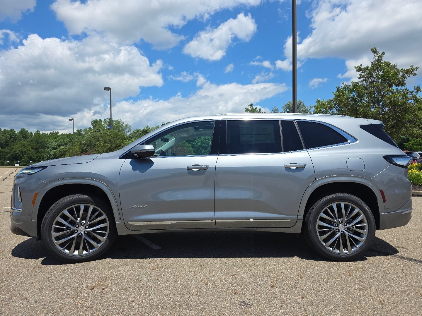 New 2026 Buick Enclave Avenir w/ Super Cruise Package AWD/4WD image 15