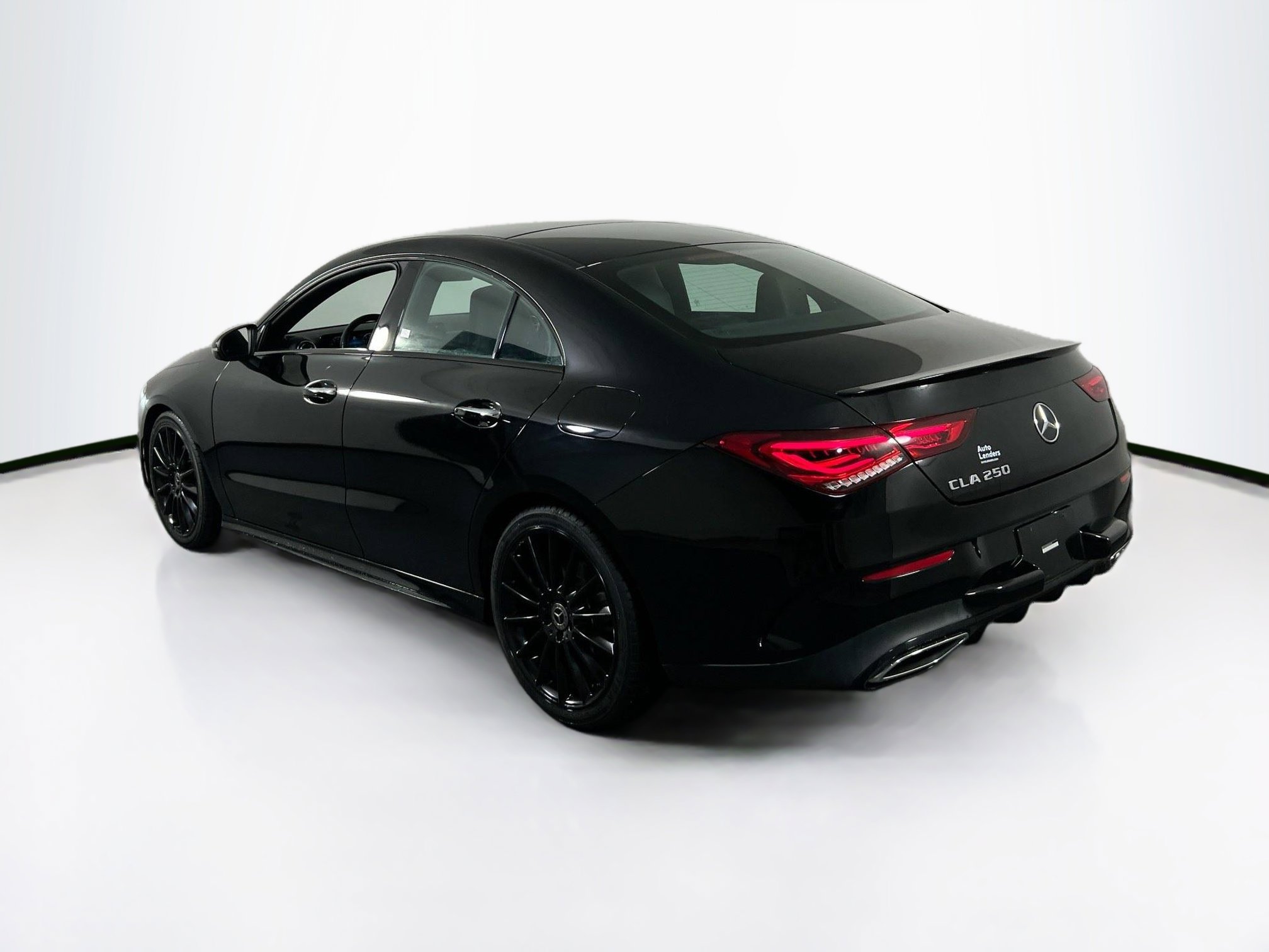 Used 2022 Mercedes-Benz CLA 250 image 7