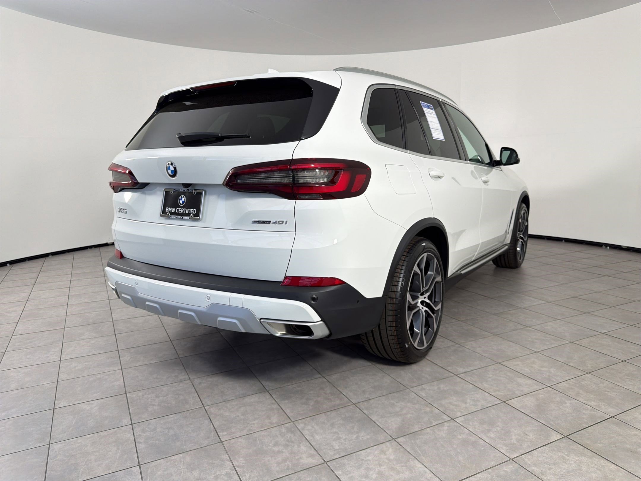 Certified 2023 BMW X5 sDrive40i w/ Parking Assistance Package image 9