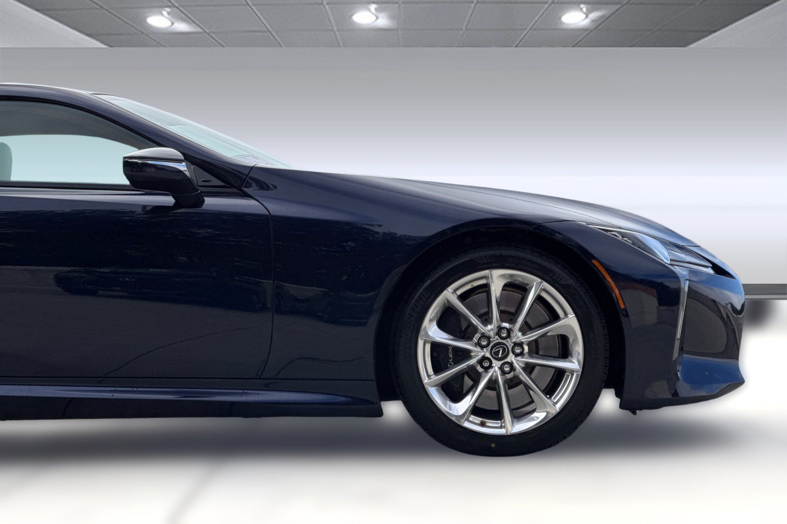 Used 2018 Lexus LC 500 Coupe w/ Touring Package RWD image 34
