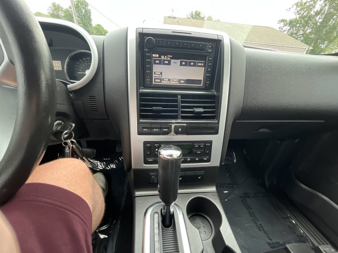 Used 2007 Mercury Mountaineer Premier image 16