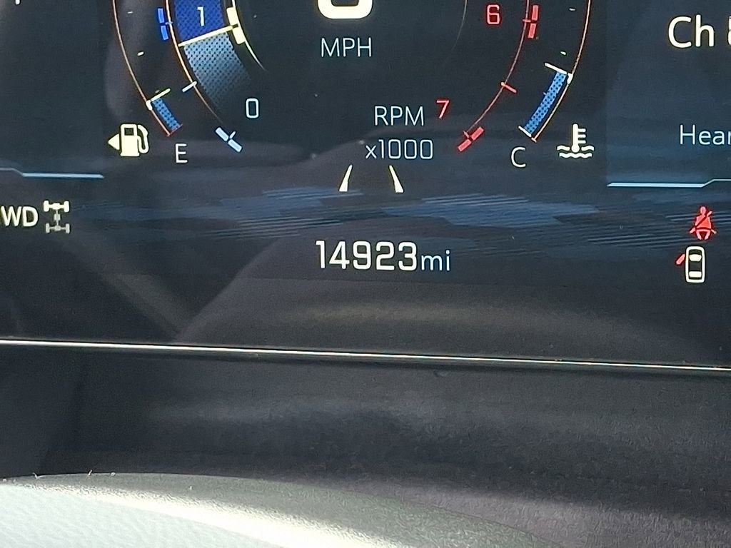 Used 2025 Chevrolet Equinox LT AWD/4WD image 20