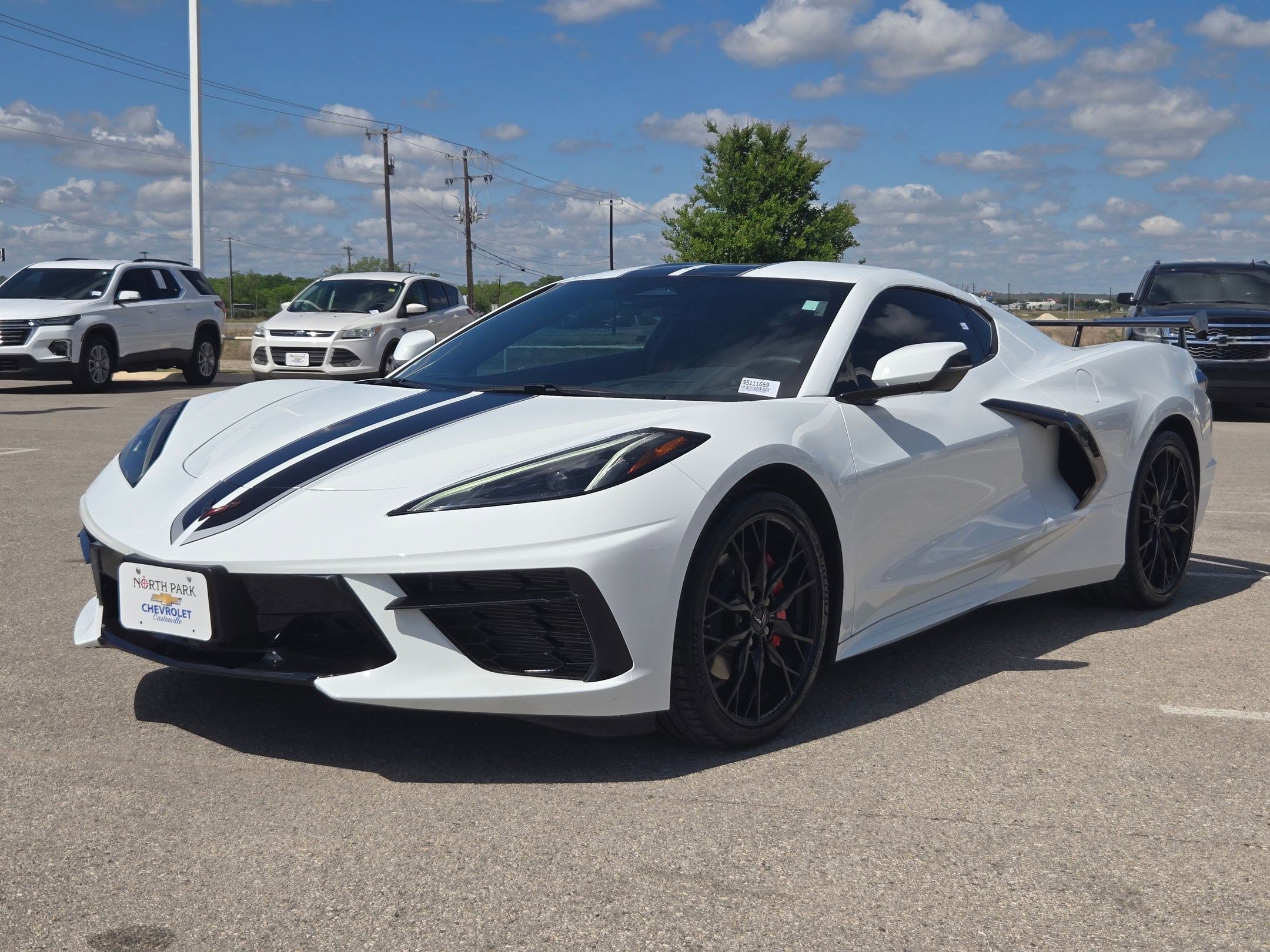 Used 2025 Chevrolet Corvette Stingray Coupe w/ 1LT image 7