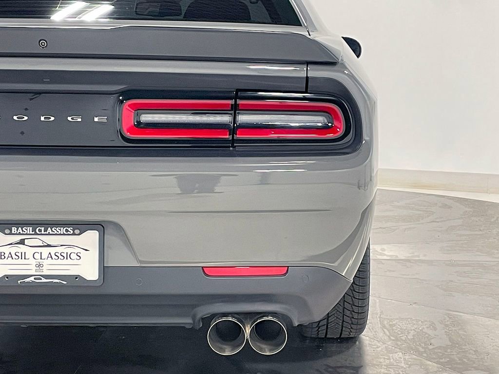 Used 2023 Dodge Challenger R/T image 37