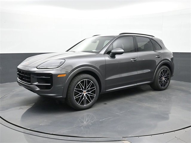 New 2025 Porsche Cayenne image 1