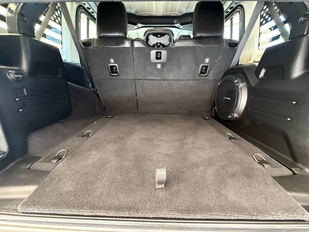 Used 2021 Jeep Wrangler Unlimited Rubicon AWD/4WD image 17