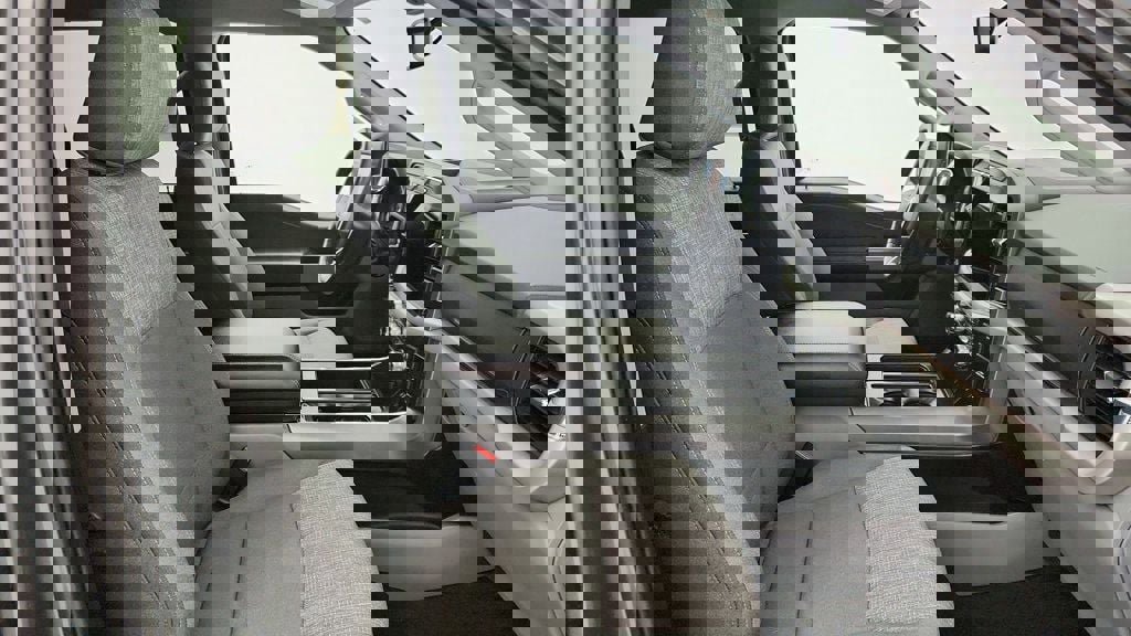 Used 2022 Ford F150 XLT w/ Equipment Group 302A High image 23