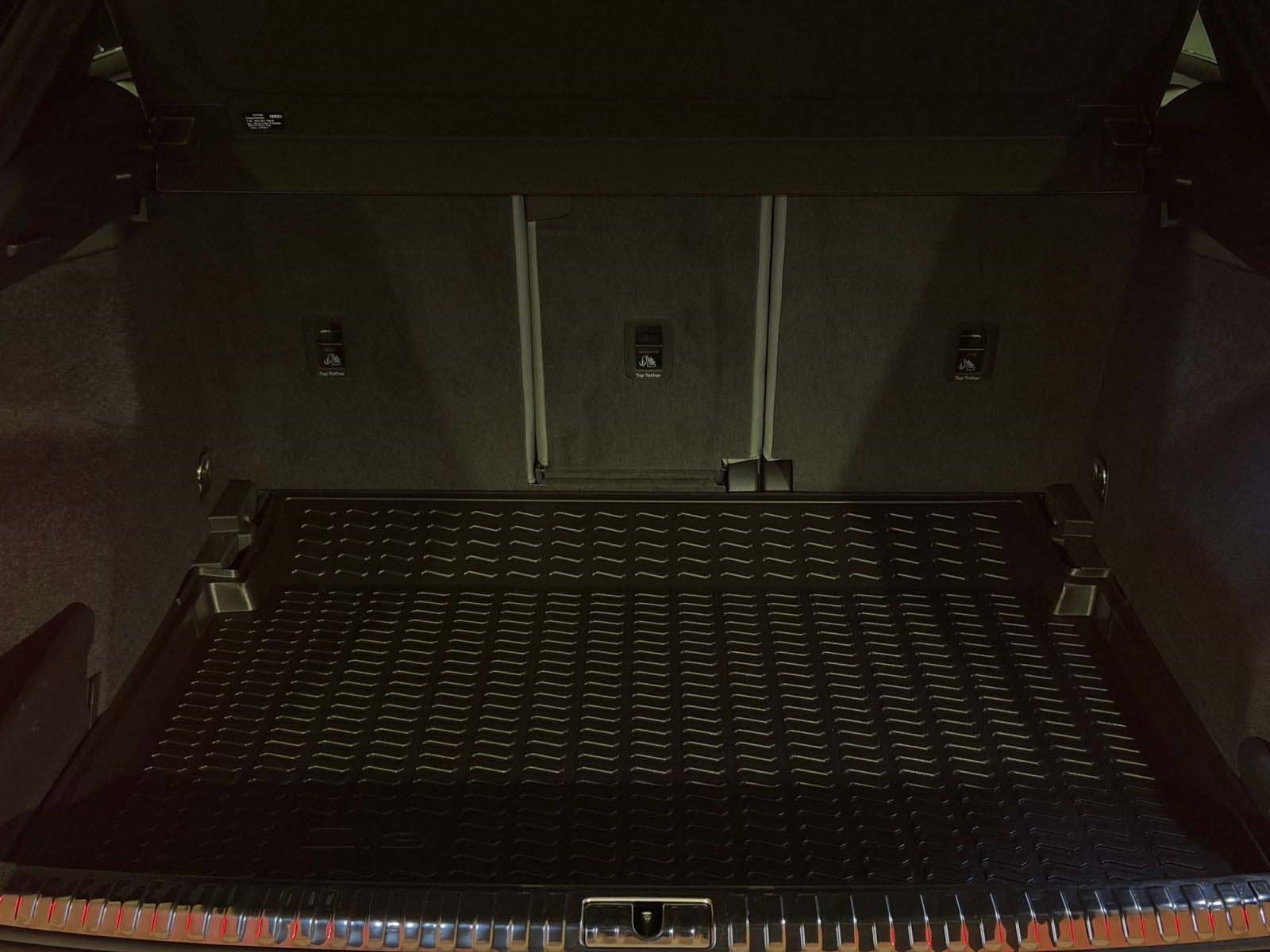 Used 2025 Audi Q3 2.0T Premium w/ Convenience Package image 21