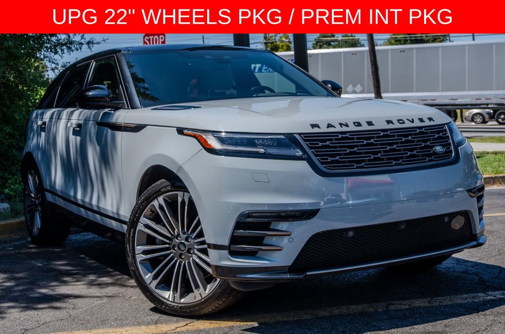 Used 2024 Land Rover Range Rover Velar Dynamic SE AWD/4WD image 3