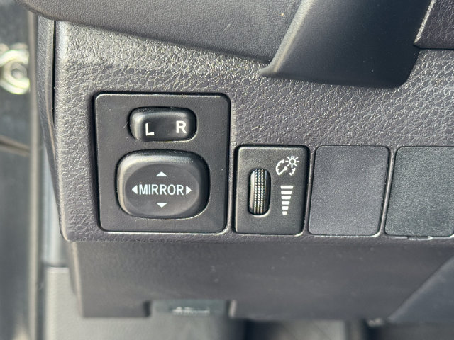 Used 2019 Toyota Corolla LE FWD image 25