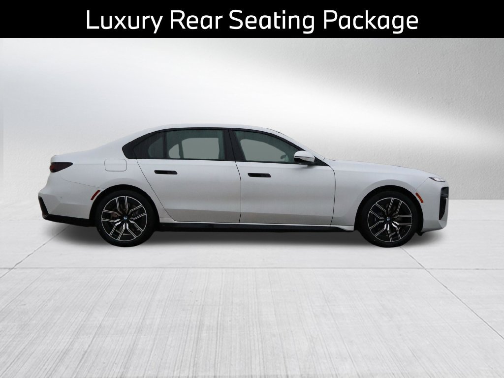 New 2026 BMW 740i xDrive w/ Executive Package AWD/4WD image 7