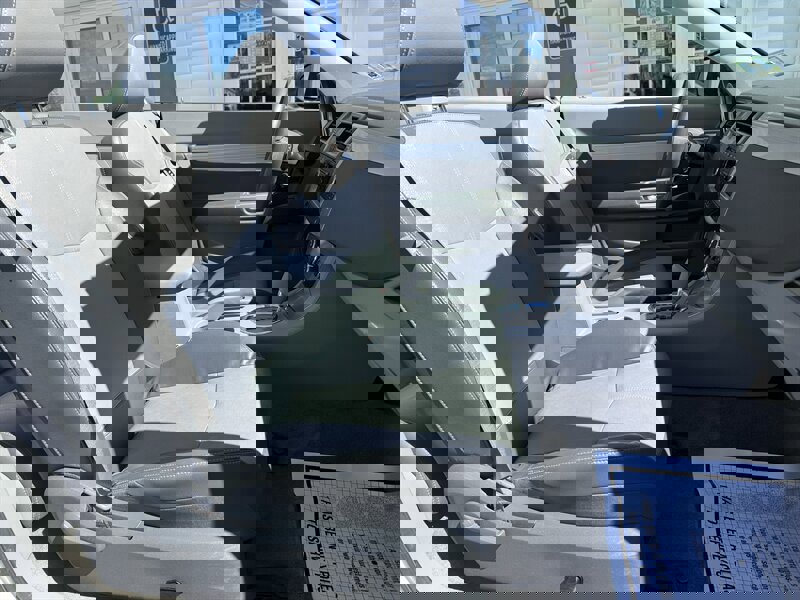 Used 2008 Chrysler Sebring Touring w/ Special Touring Group image 10