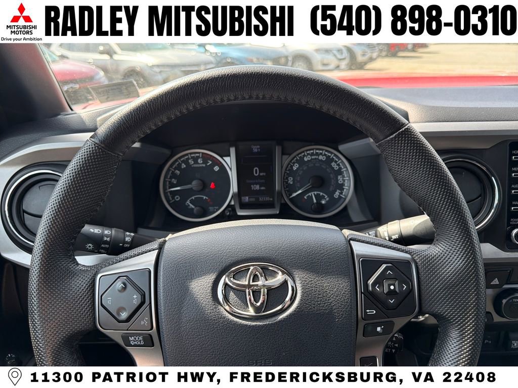 Used 2020 Toyota Tacoma Limited image 5