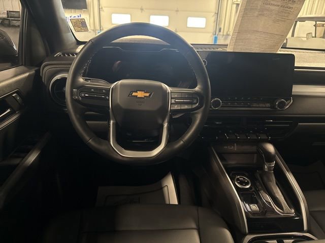 Used 2024 Chevrolet Colorado LT w/ LT Convenience Package III image 25