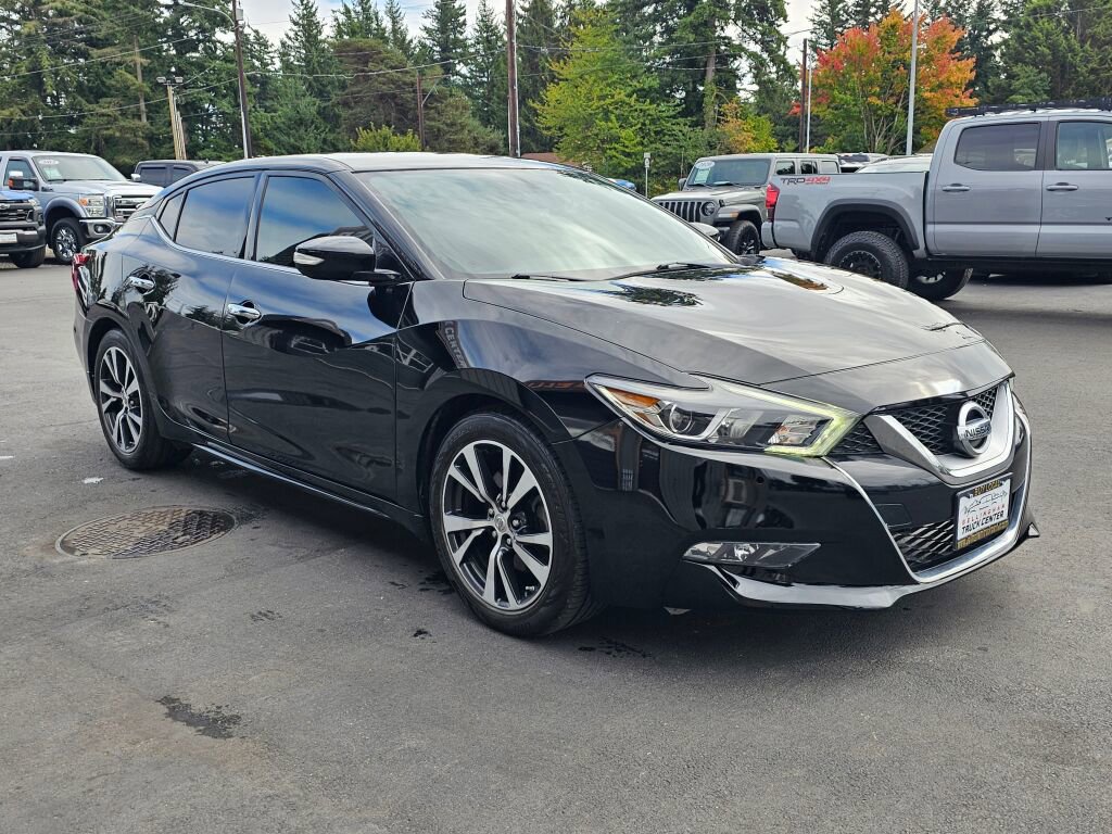 Used 2017 Nissan Maxima Platinum image 3