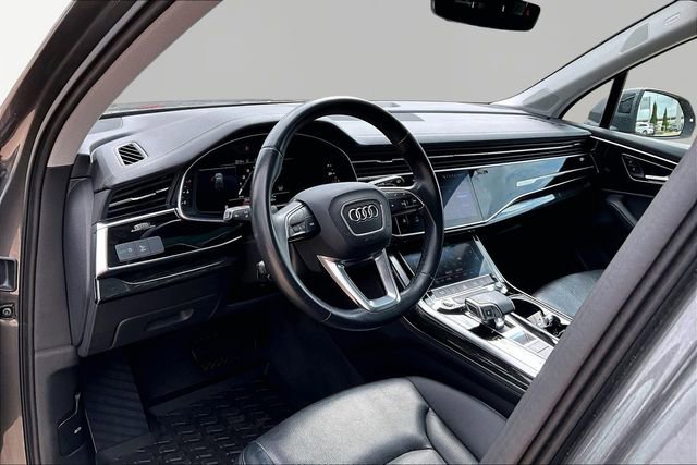 Used 2023 Audi Q7 3.0T Premium Plus w/ Premium Plus Package AWD/4WD image 13