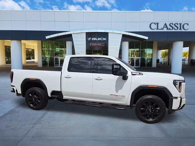 Used 2025 GMC Sierra 2500 AT4 AWD/4WD image 9