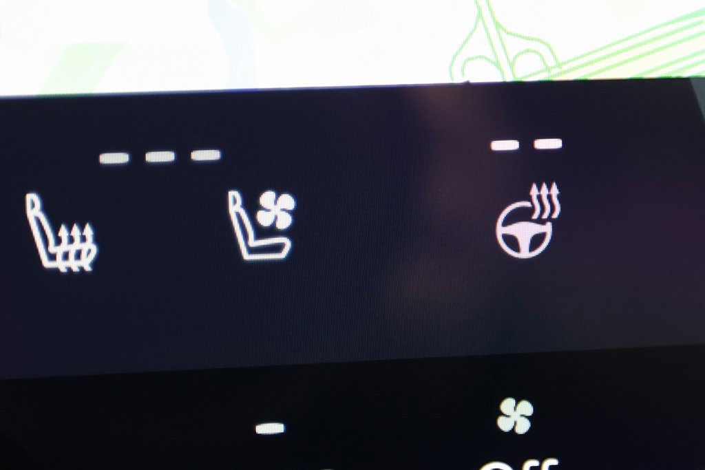 Used 2025 Lexus GX 550 image 32