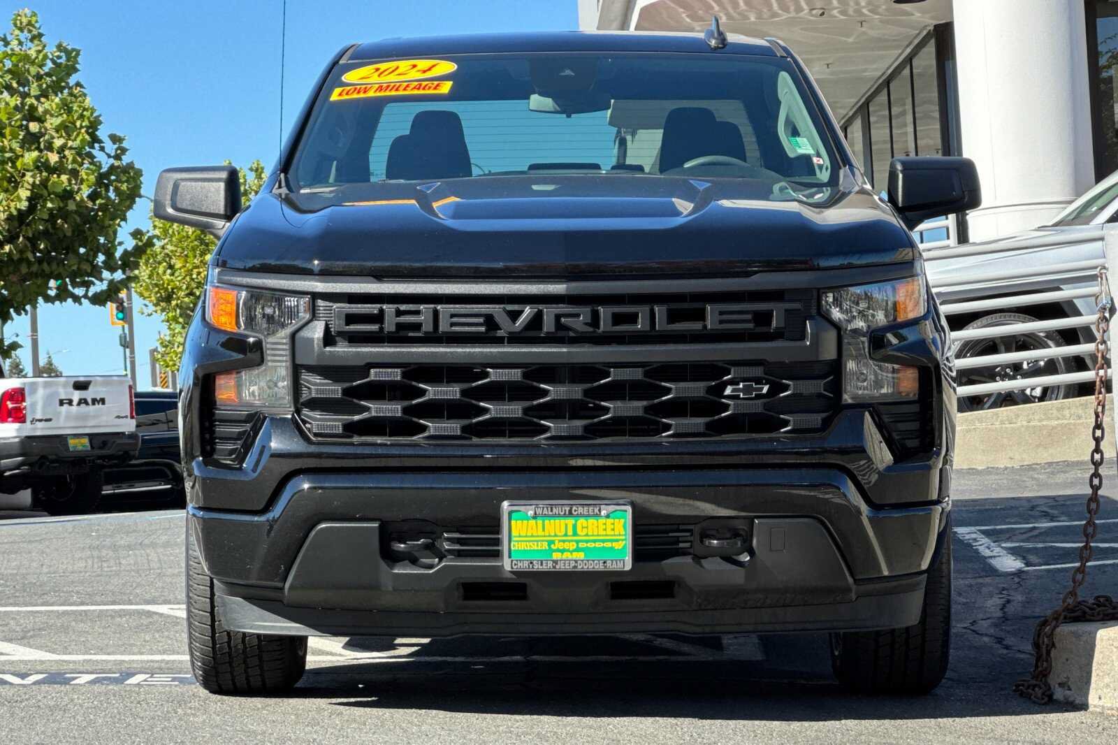 Used 2022 Chevrolet Silverado 1500 Custom RWD image 6
