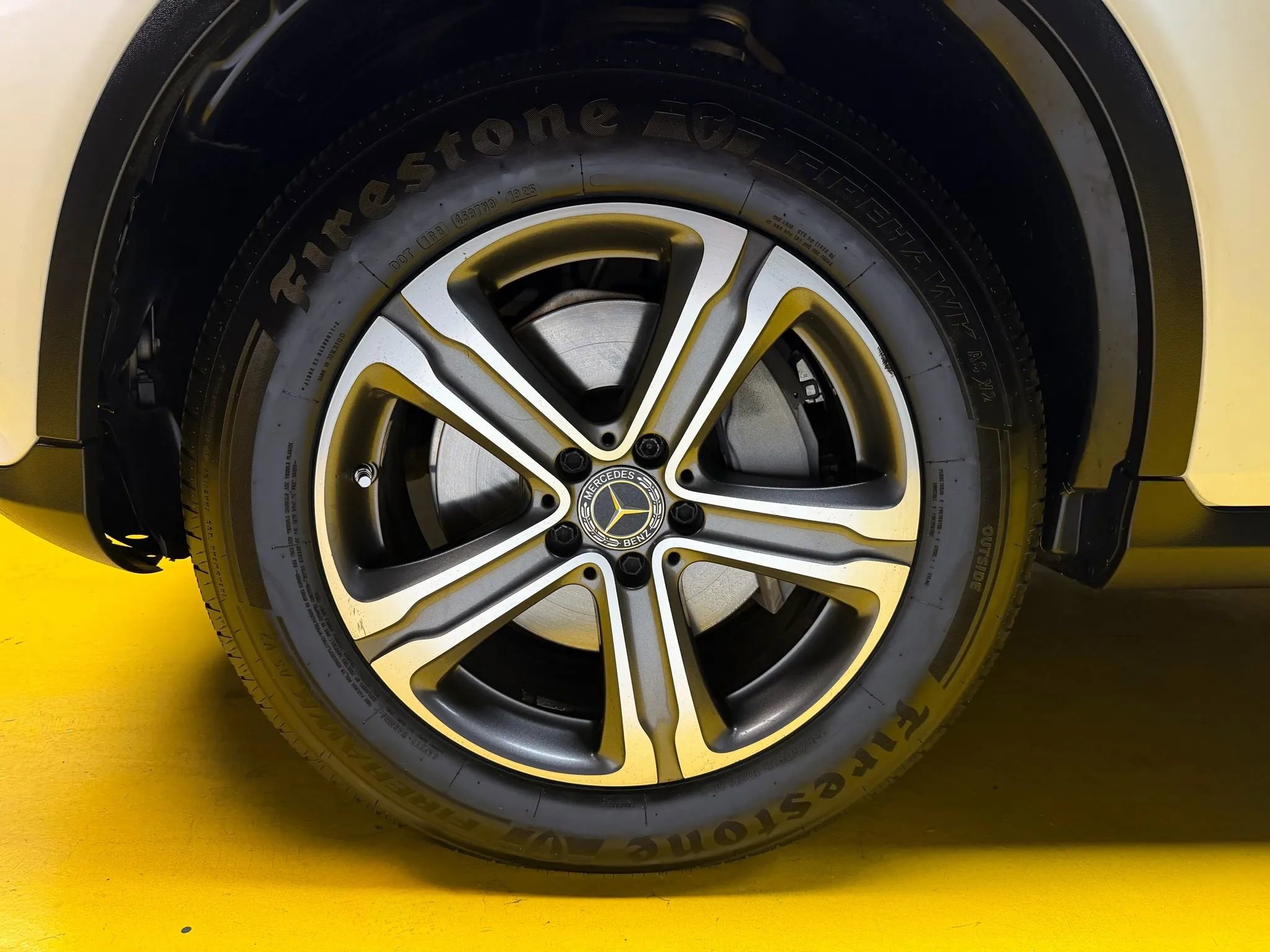 Used 2019 Mercedes-Benz GLC 300 image 10