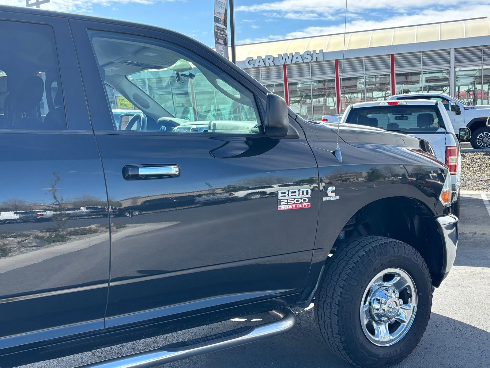 Used 2011 RAM 2500 SLT AWD/4WD image 4