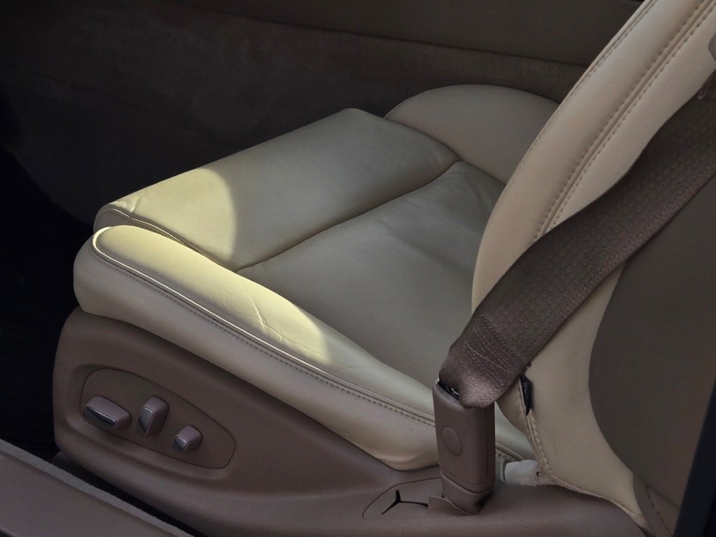 Used 2016 Cadillac ELR image 14